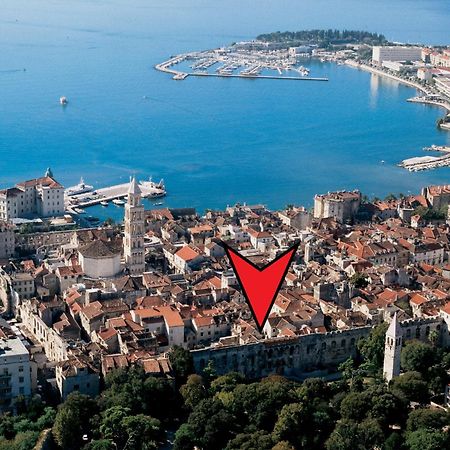 Golden Gate Luxury Rooms - Unique Unesco Location Split Exterior photo