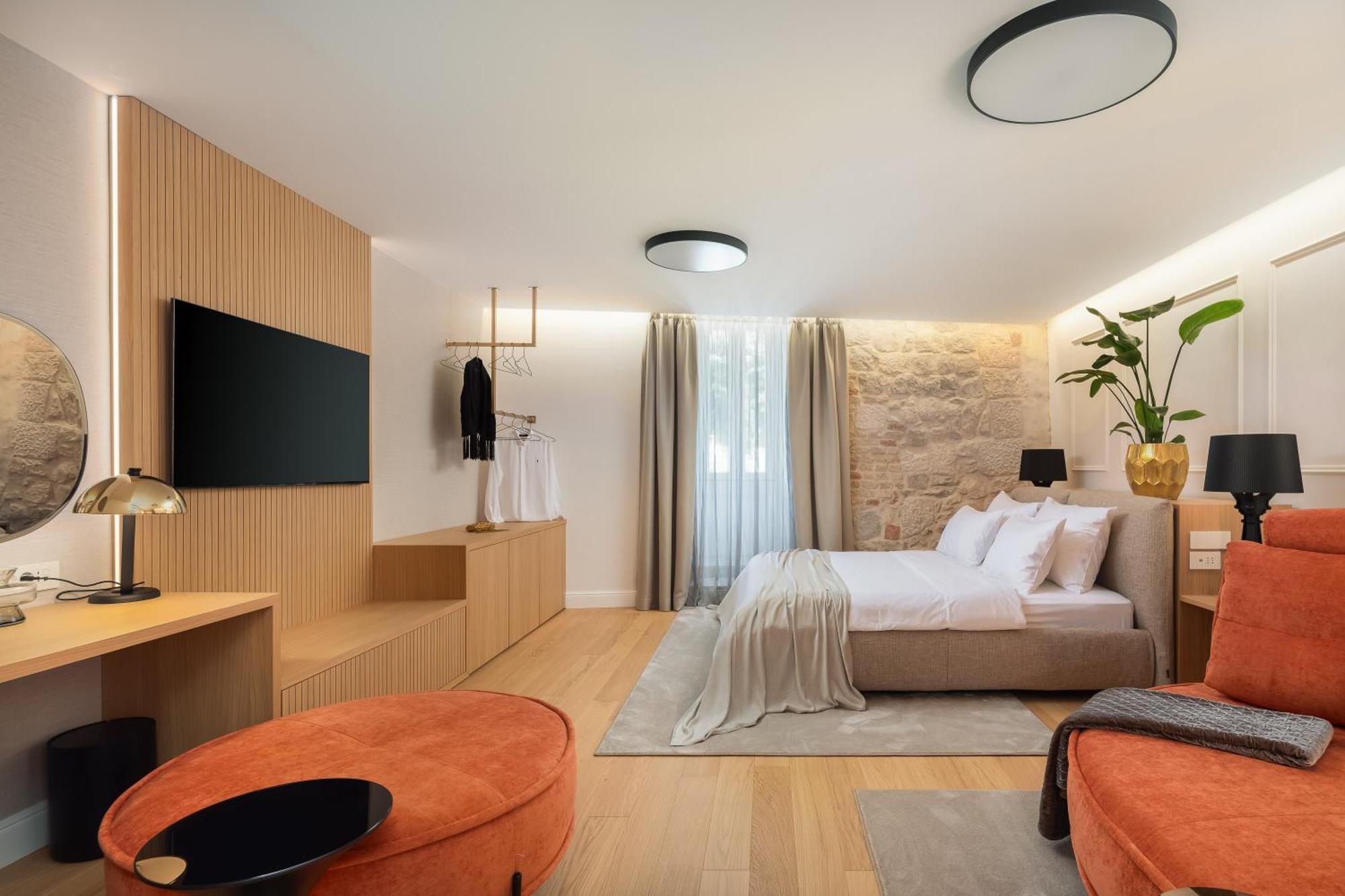 Golden Gate Luxury Rooms - Unique Unesco Location Split Exterior photo